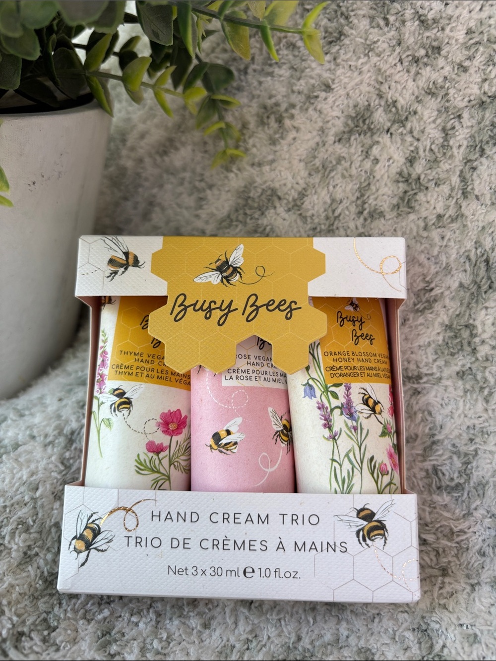 Heathcote Ivory Busy Bees Scented Hand Cream Trio NWT 3x1.0oz.